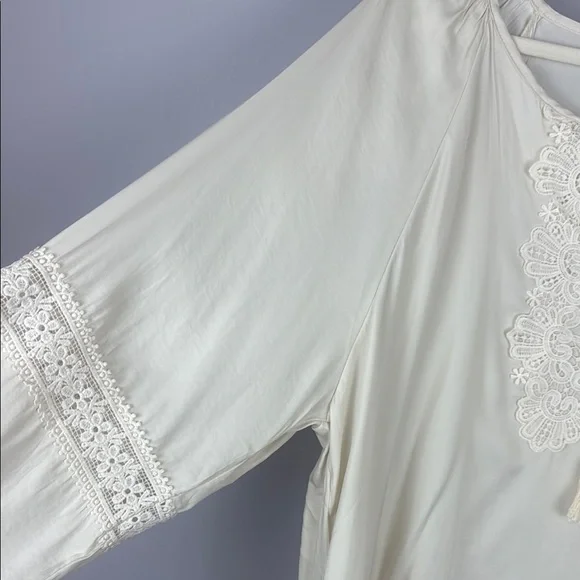 NWT Suzanne Betro Division Signature Ivory Lace Detail Tassel Tunic Size 2X - Picture 6 of 12